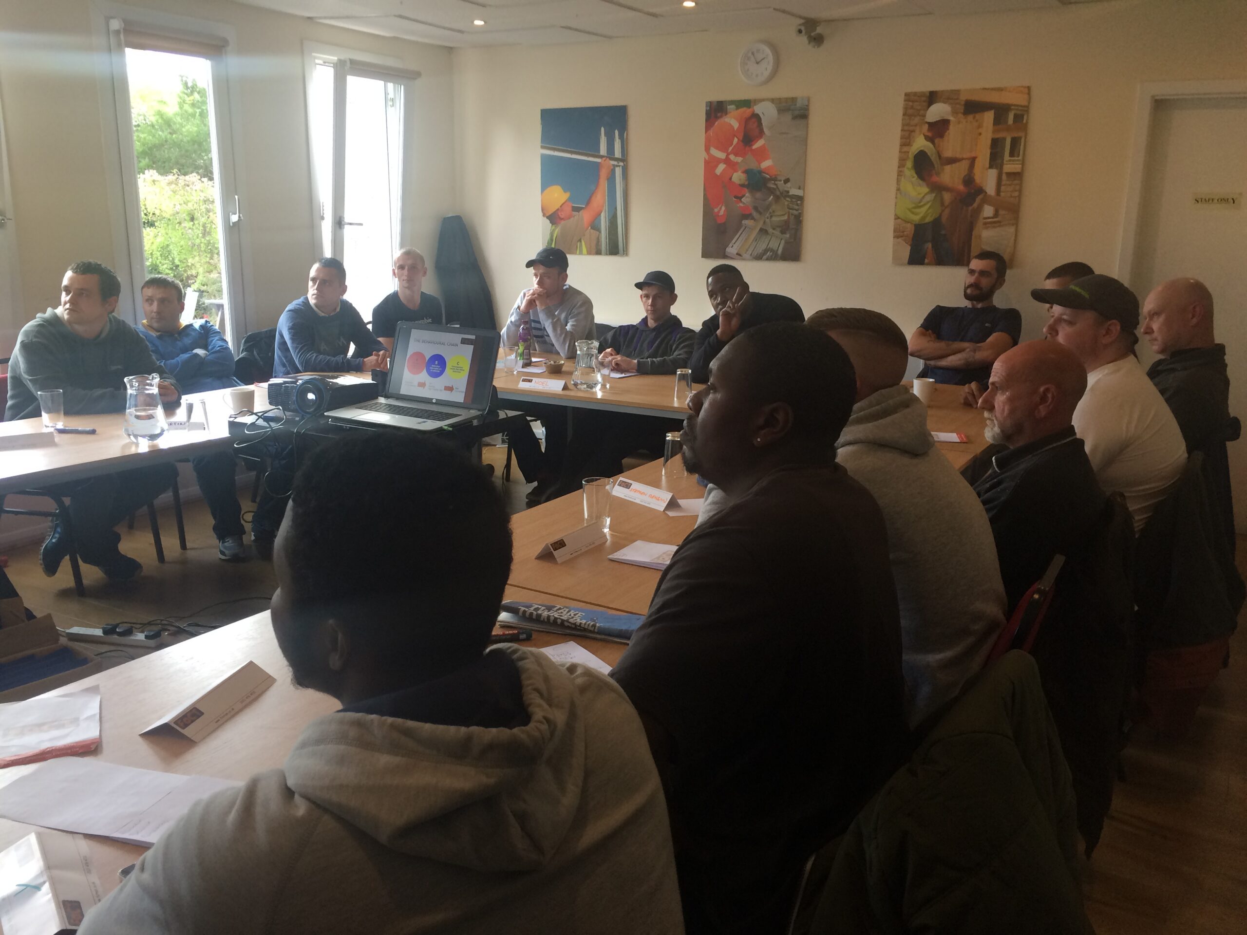 Asbestos Awareness – Who needs the training? What does the course involve?
